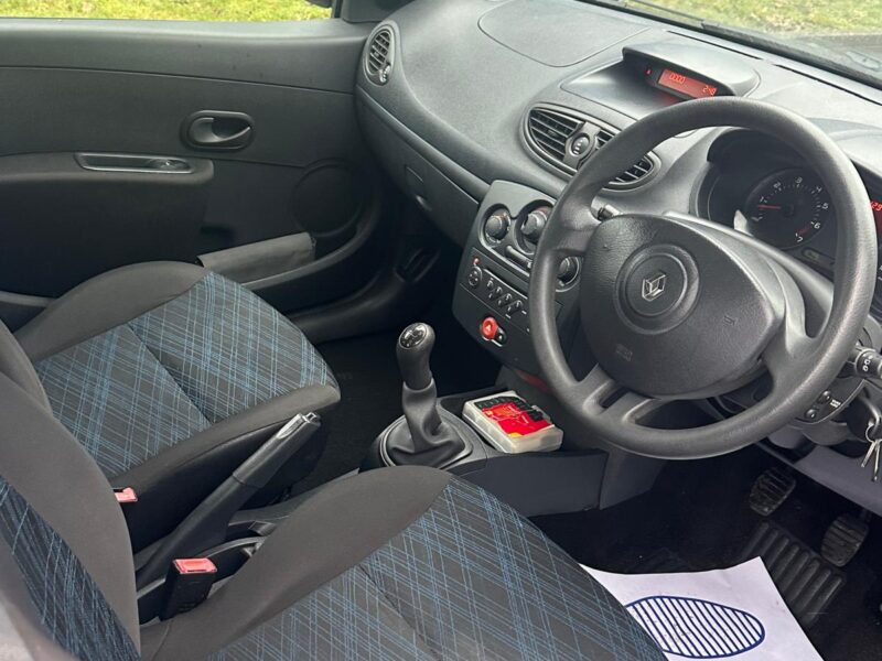 Renault Clio 1.2 16v Extreme 3dr