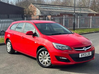 Vauxhall Astra 1.6 16V Exclusiv Sports Tourer Auto Euro 5 5dr
